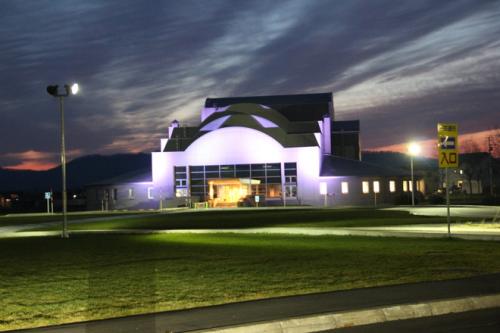 たかすメロディーホール